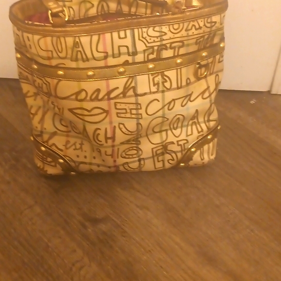 Coach Handbag - Picture 1 of 9